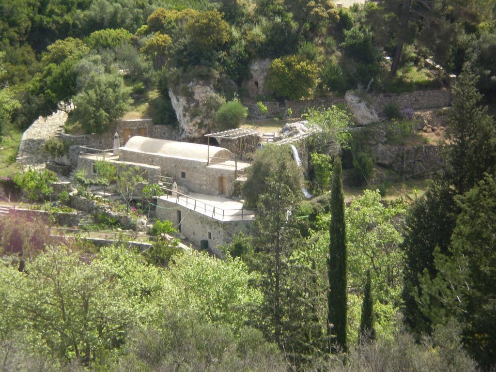 Athena Hotel Milopotamos  Екстер'єр фото