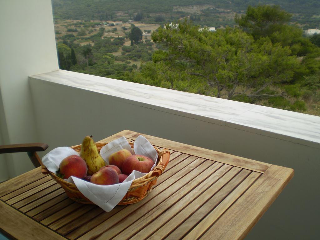 Athena Hotel Milopotamos  Екстер'єр фото