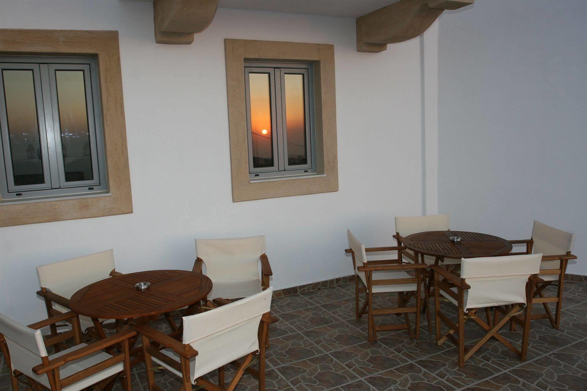 Athena Hotel Milopotamos  Екстер'єр фото
