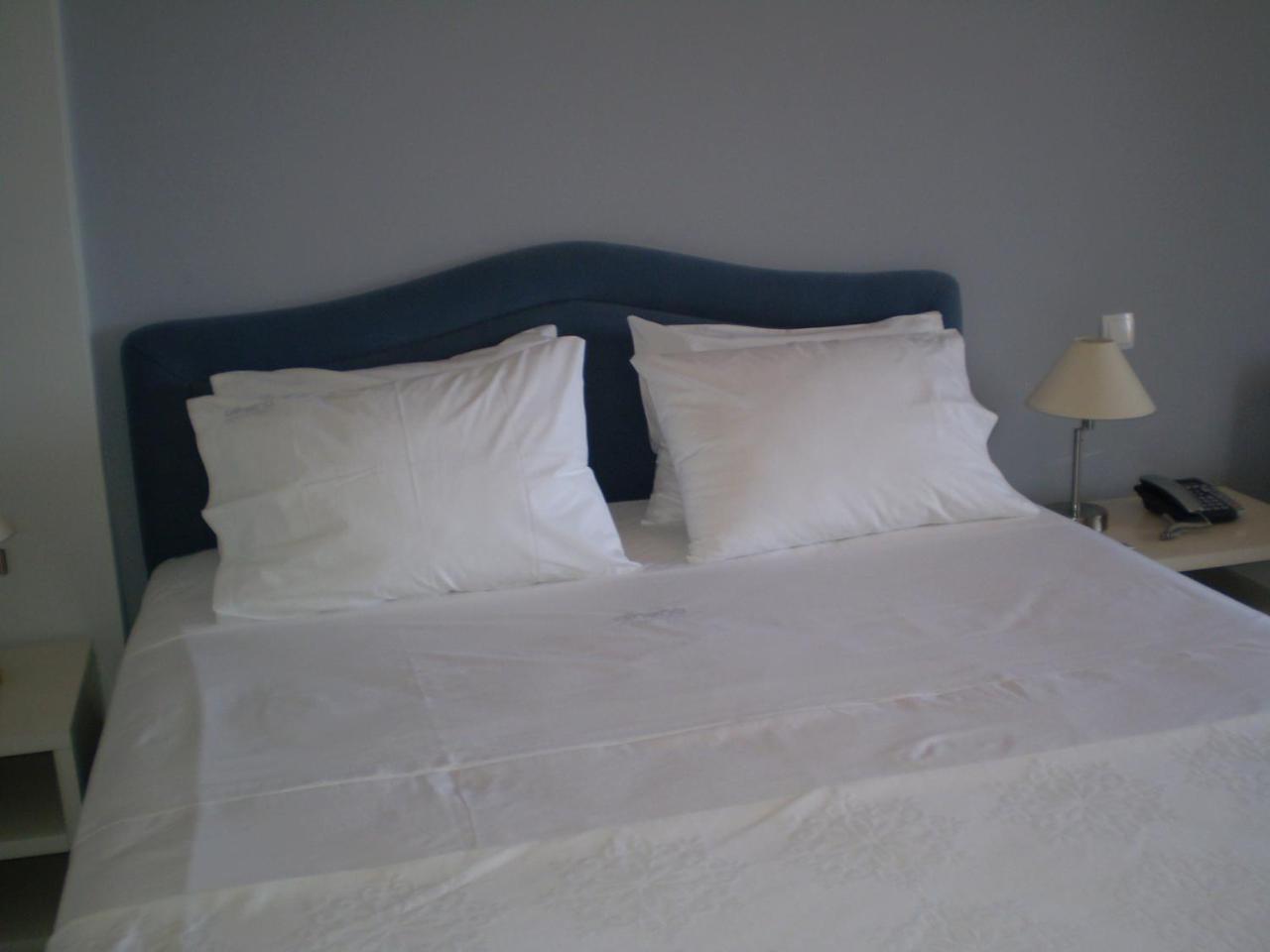 Athena Hotel Milopotamos  Екстер'єр фото